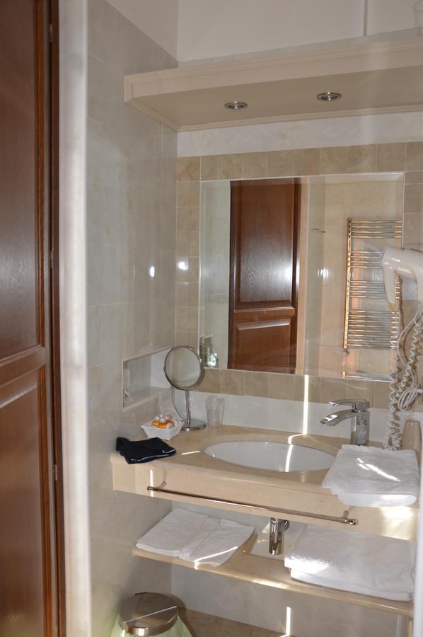 Roccamonfina Palace Hotel Экстерьер фото