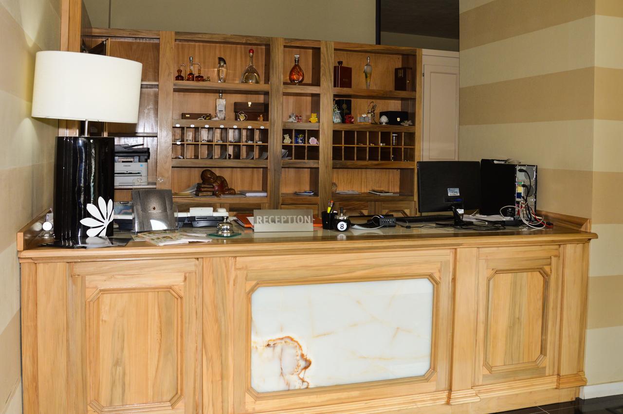 Roccamonfina Palace Hotel Экстерьер фото
