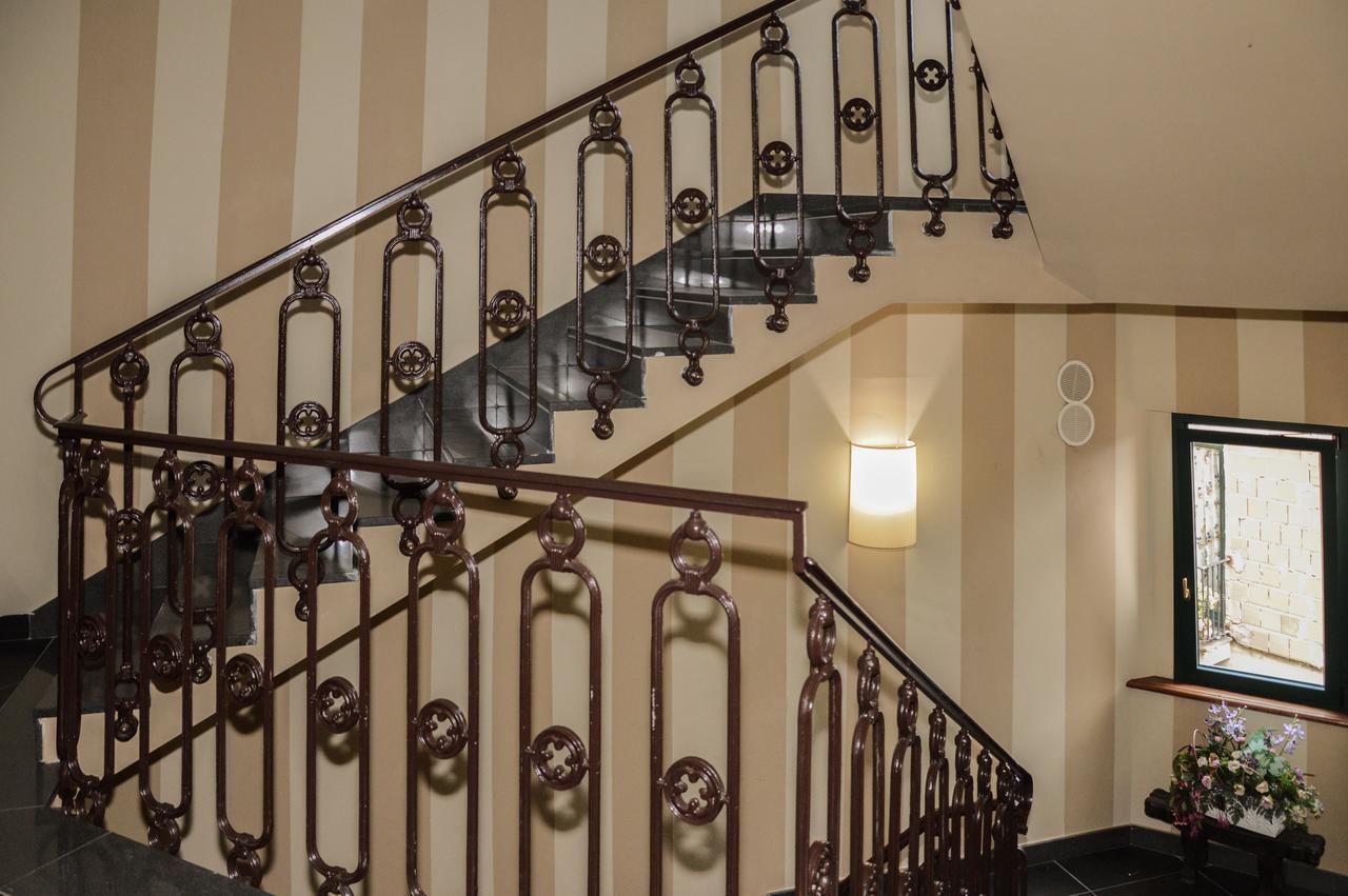 Roccamonfina Palace Hotel Экстерьер фото